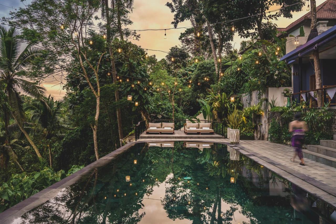 Villa Amora Boutique *
